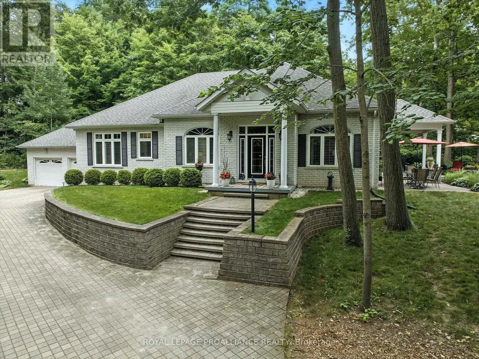 5 Paige Court, Hamilton Township, Ontario  K9A 0W6 - Photo 1 - X12250594