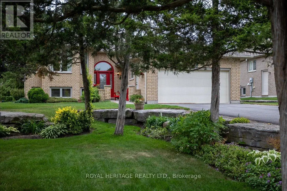101 SOUTH HARBOUR DRIVE, Kawartha Lakes, Ontario
