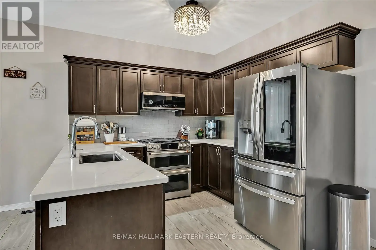 1787 Waddell Avenue, Peterborough West, Ontario  K9K 2G5 - Photo 3 - X12251652