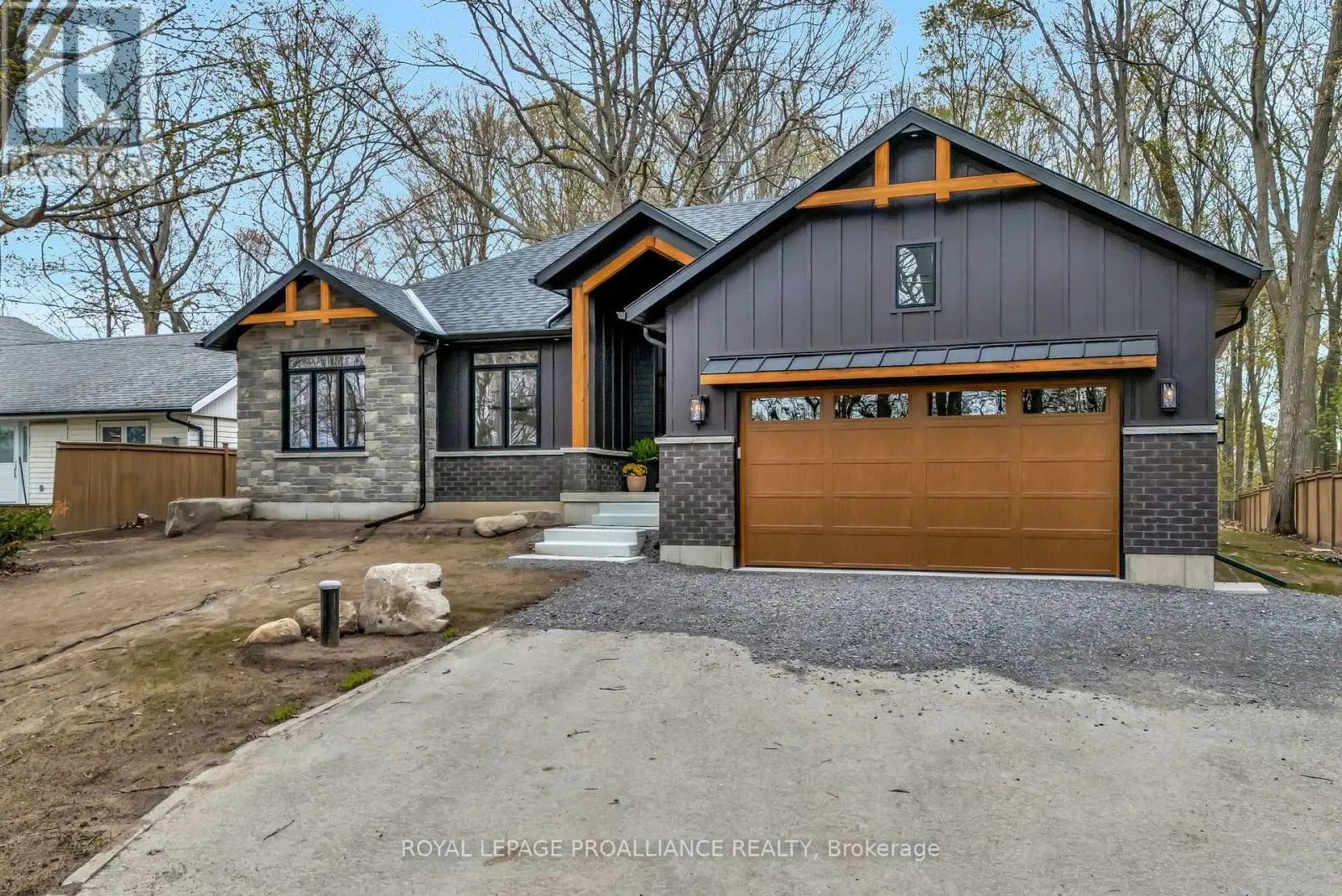 158 Pine Hill Crescent, Belleville, Ontario  K0K 3E0 - Photo 1 - X12251701