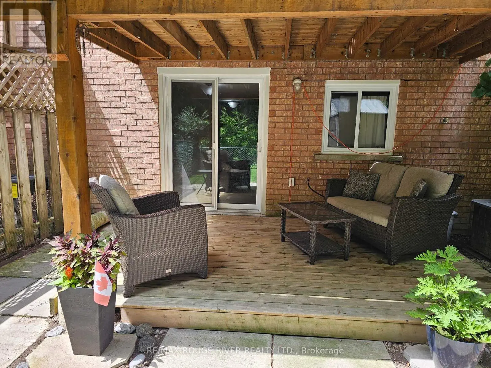 107 Galbraith Court, Clarington, Ontario  L1C 4P7 - Photo 3 - E12251837