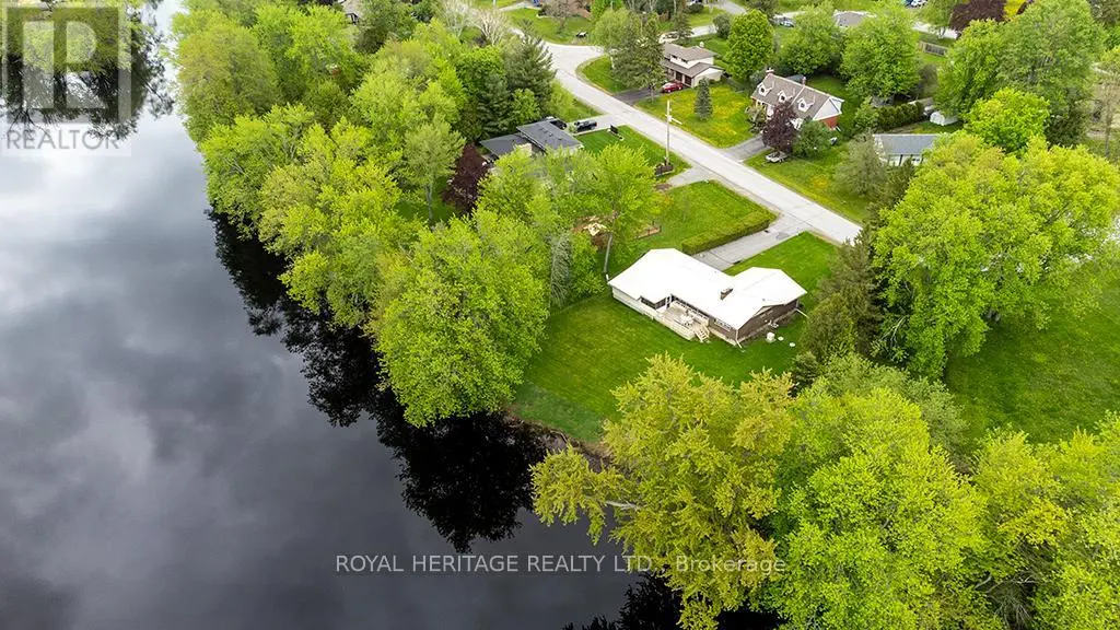 80 Greenfield Park, Belleville, Ontario  K0K 1V0 - Photo 1 - X12101580