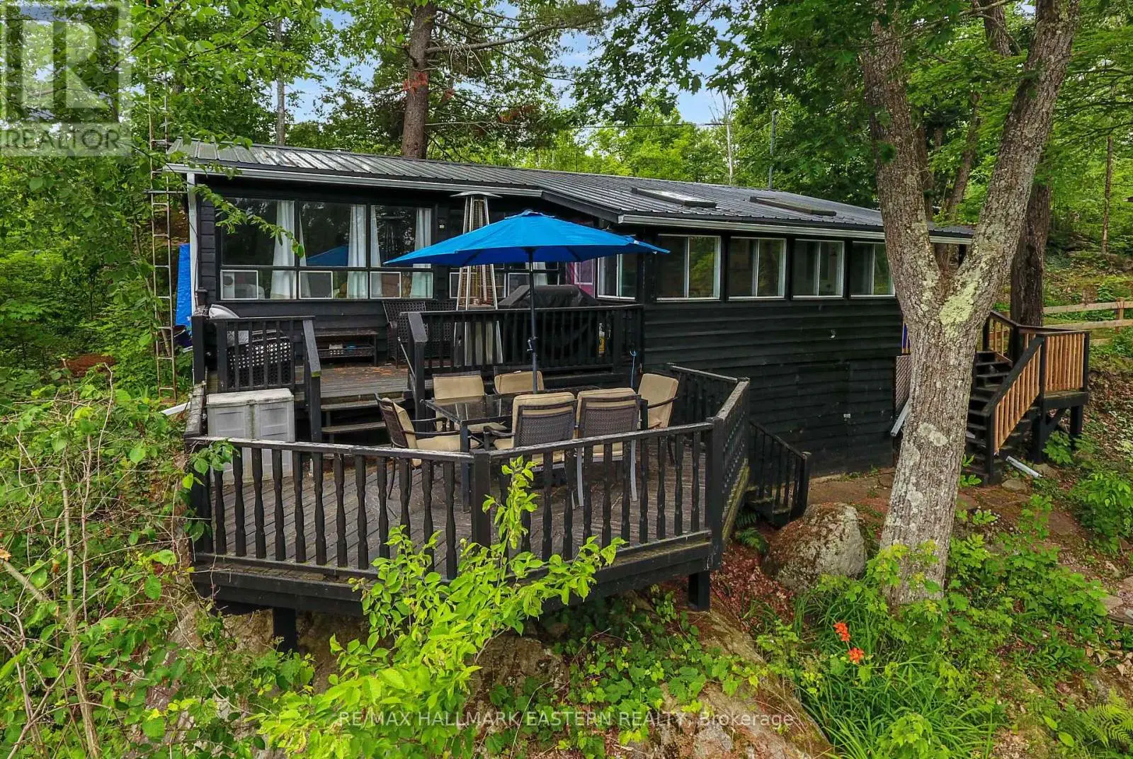 2335 Lakeside Road, Douro-Dummer, Ontario  K0L 2H0 - Photo 1 - X12253023