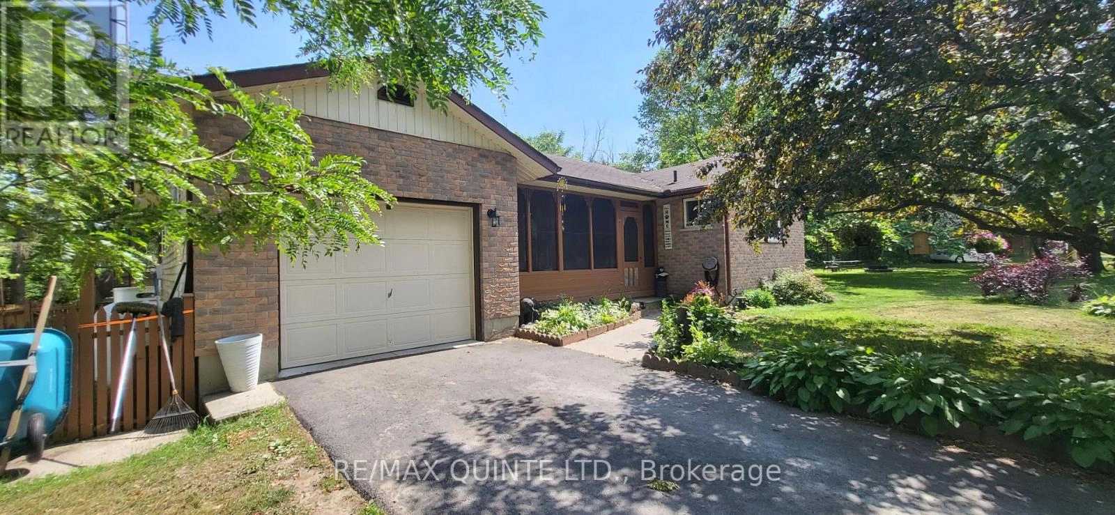 31 Ridge Road, Prince Edward County, Ontario  K0K 2T0 - Photo 1 - X9398578