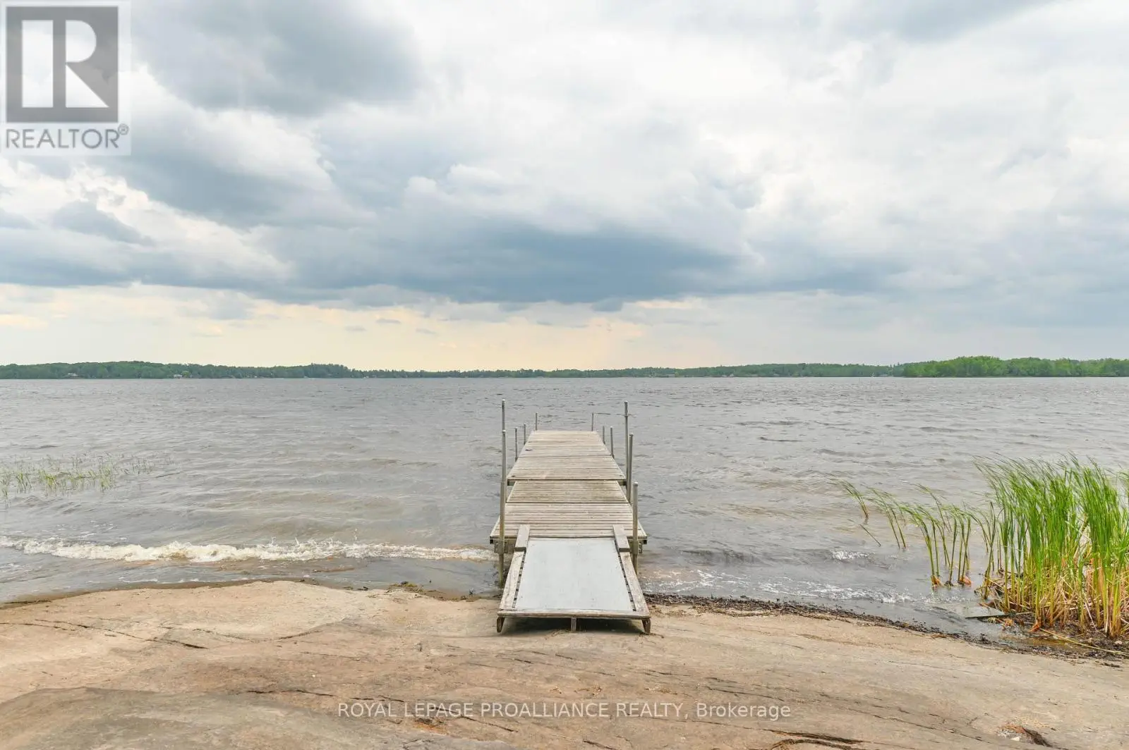 304 Lakeview Lane, Tweed, Ontario  K0K 3J0 - Photo 2 - X12213429