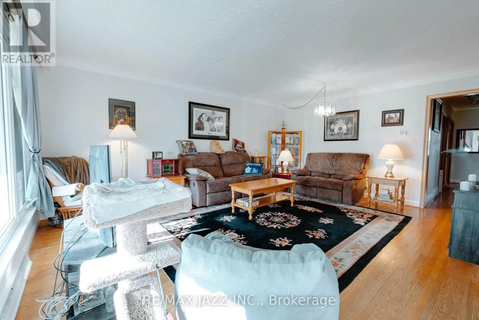 415 Stevenson Road N, Oshawa, Ontario  L1J 5N7 - Photo 3 - E12253855