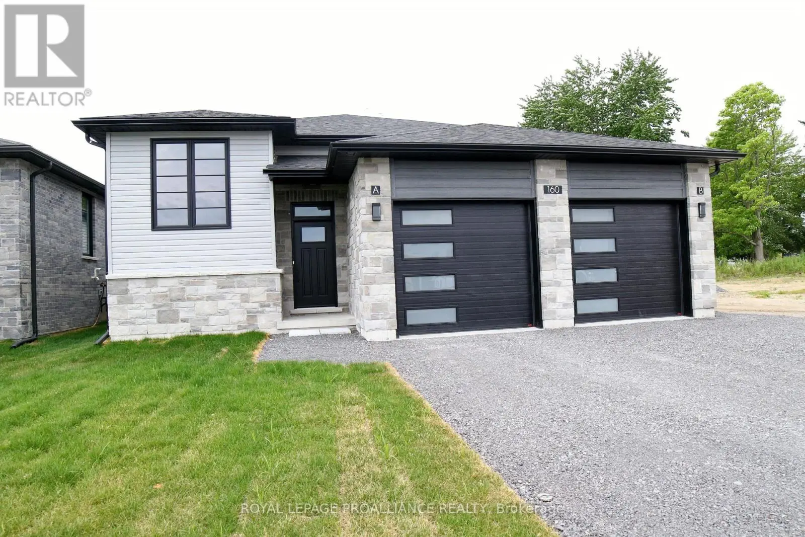 160b Sienna Avenue, Belleville, Ontario  K8P 0H3 - Photo 1 - X12253799