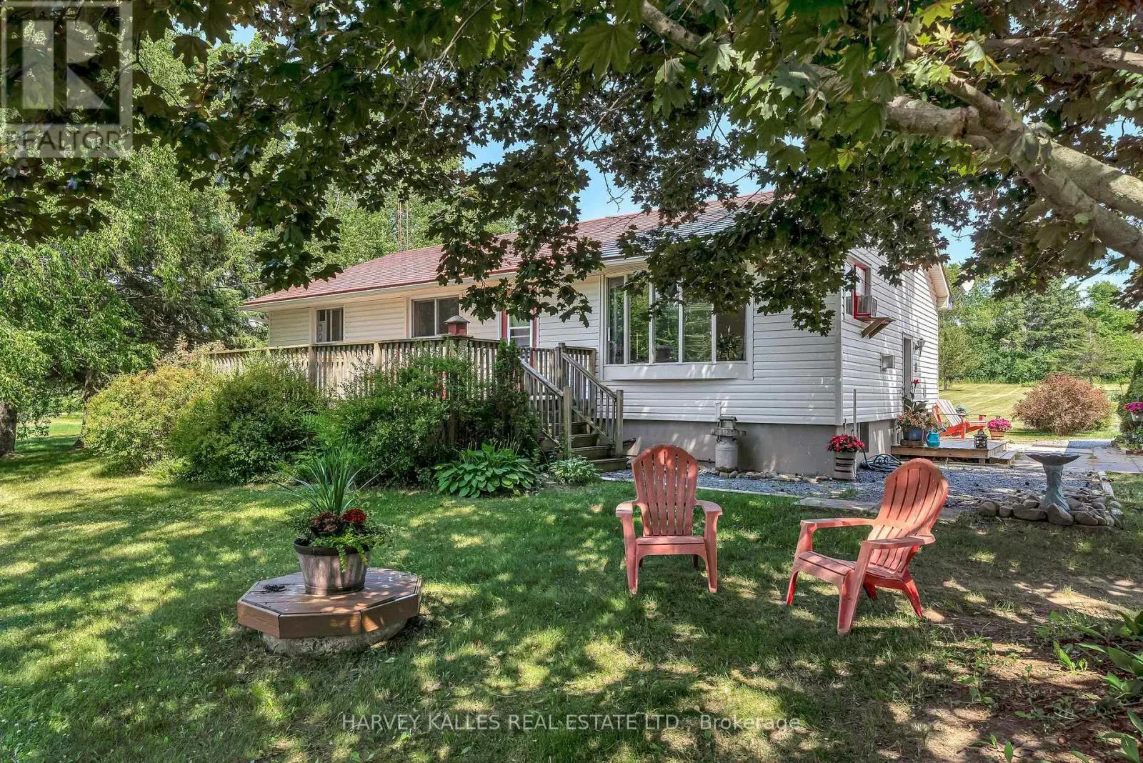 17 Kleinsteuber Park Road, Prince Edward County, Ontario  K0K 2T0 - Photo 1 - X12254036