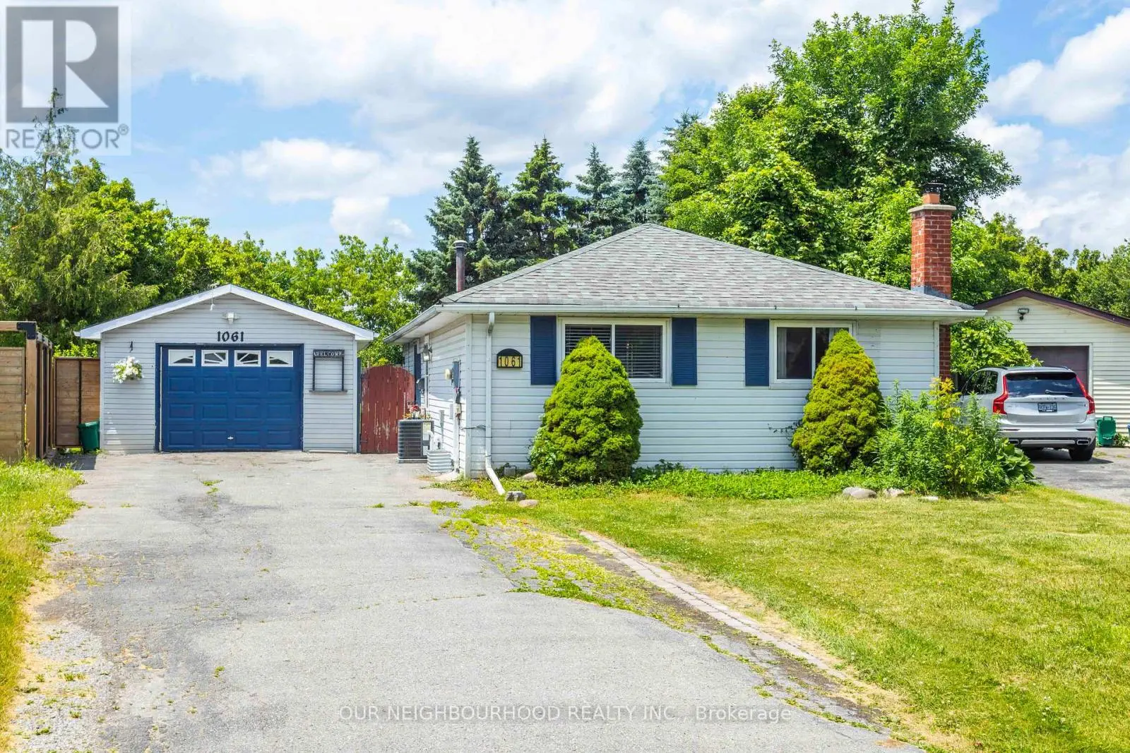 1061 Norman Crescent, Oshawa, Ontario  L1H 7W9 - Photo 2 - E12254218