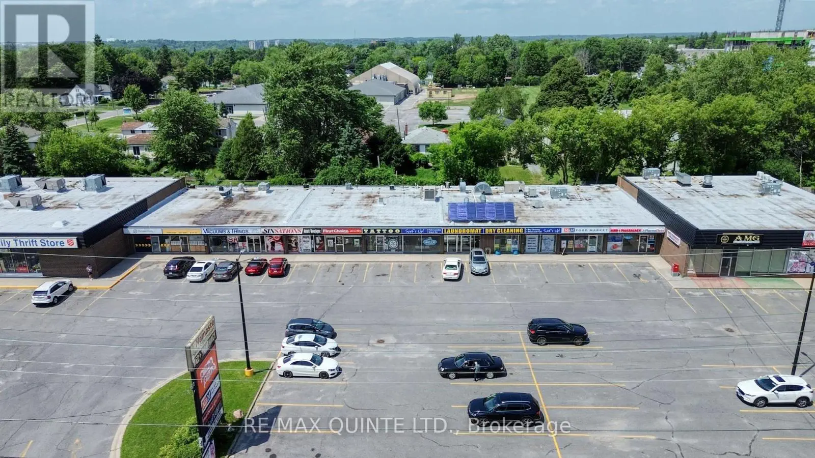 Unit J - 277 Bath Road, Kingston, Ontario  K7M 2X6 - Photo 3 - X12254363