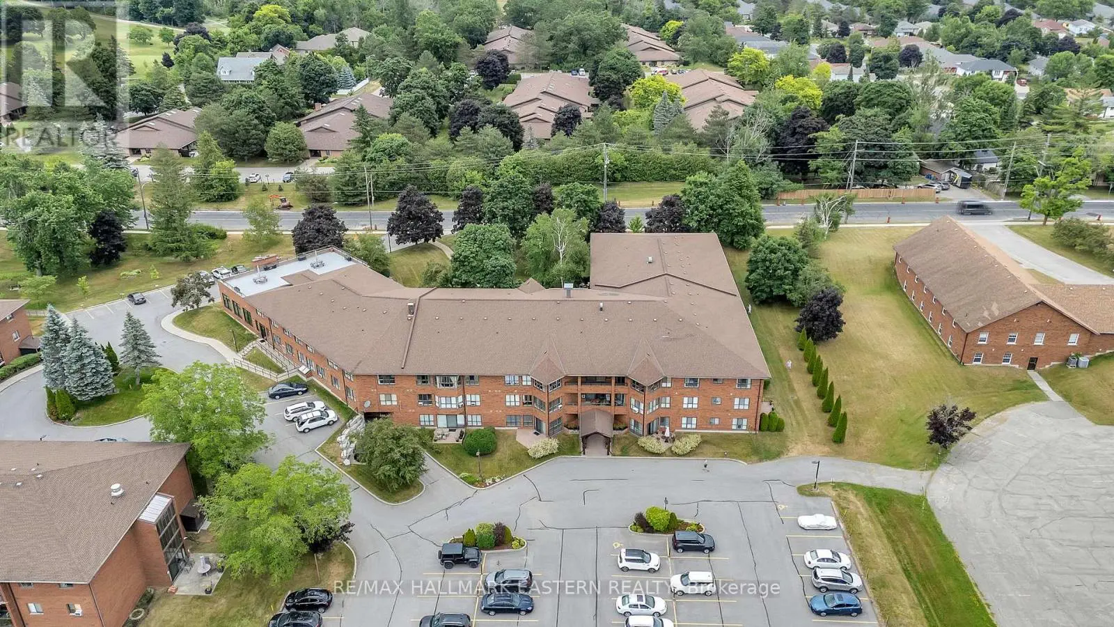 921 ARMOUR ROAD, Peterborough East, Ontario