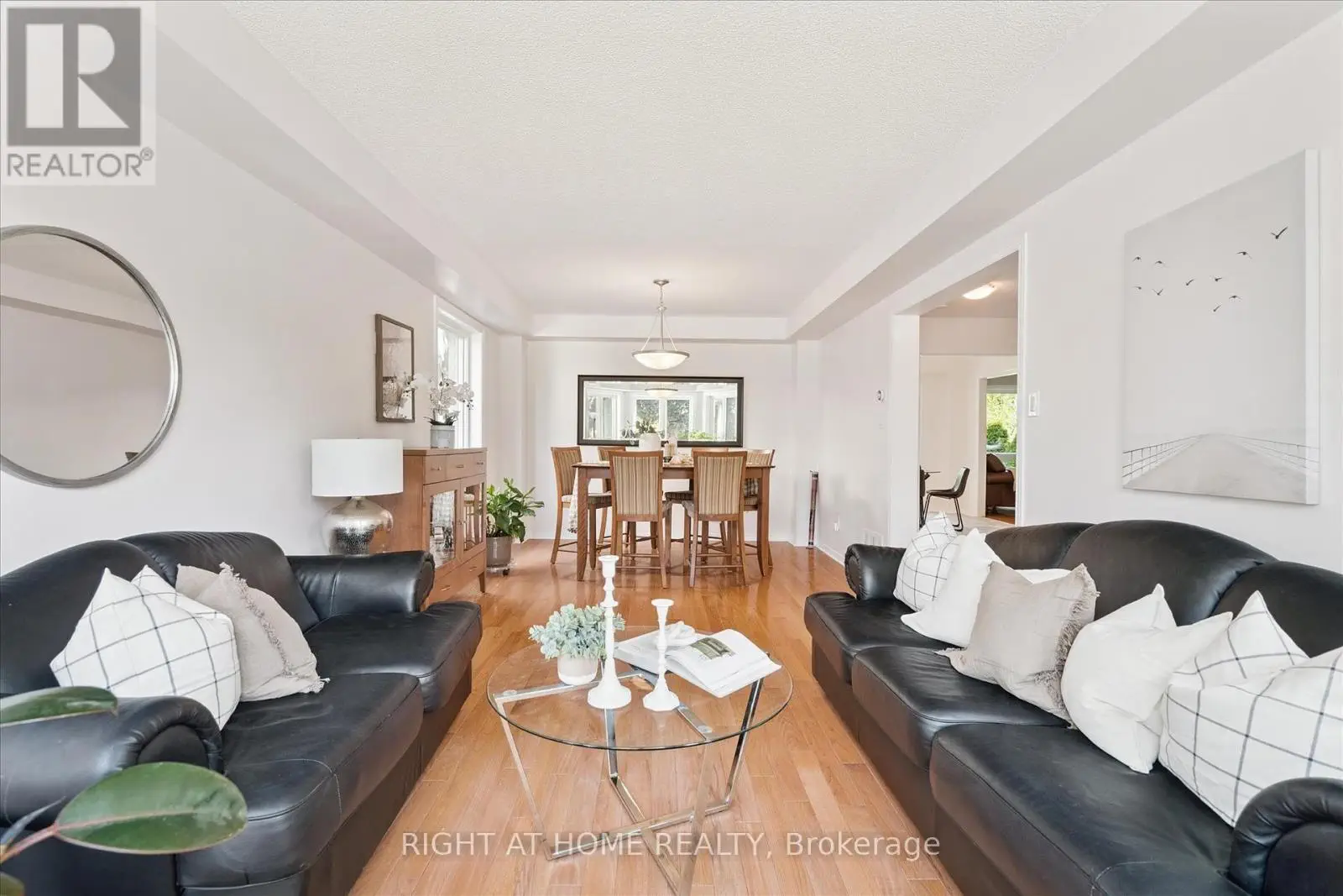 2097 Lynn Heights Drive, Pickering, Ontario  L1X 2S1 - Photo 2 - E12255146