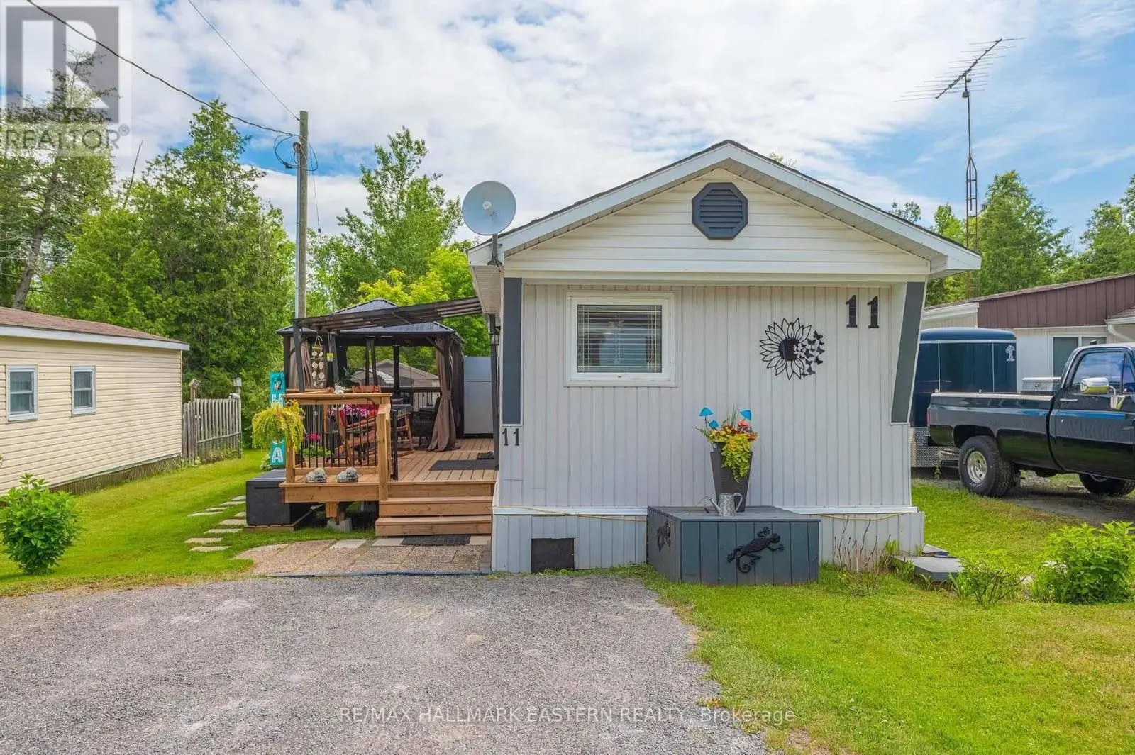 11 - 1093 County Rd 28, Otonabee-South Monaghan, Ontario  K9J 6Y3 - Photo 2 - X12255272