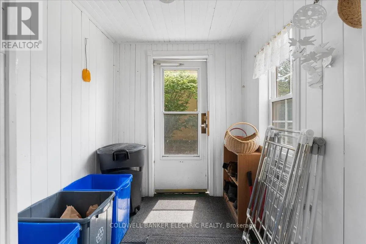 79 Doxsee Avenue N, Trent Hills, Ontario  K0L 1L0 - Photo 3 - X12255601