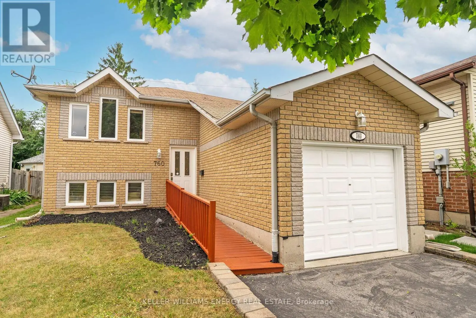 760 Hemlock Street, Peterborough North, Ontario  K9H 7P2 - Photo 2 - X12255963