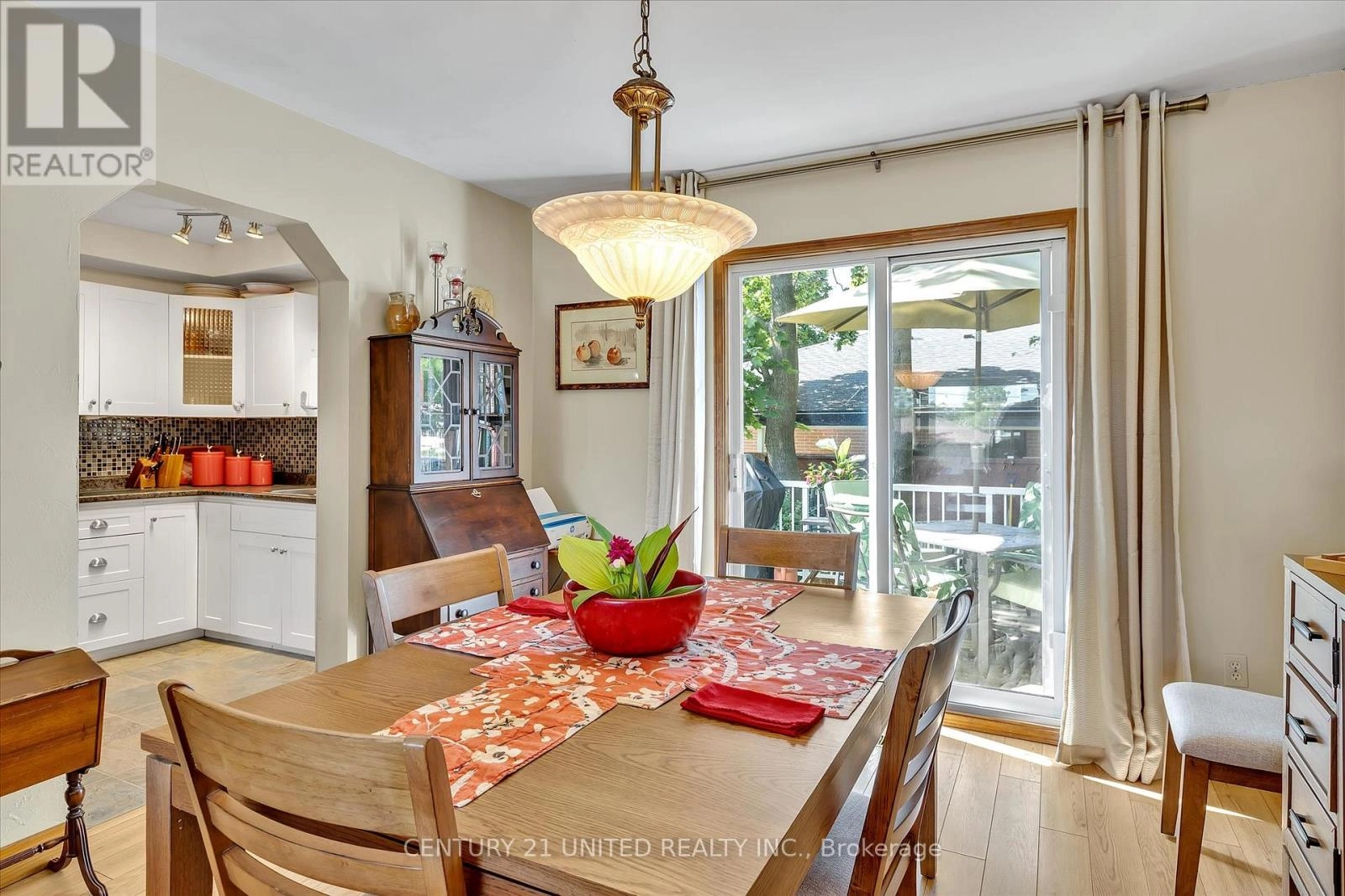 236 Lee Street, Peterborough North, Ontario K9H 5P1 - Photo 8 - X12256031