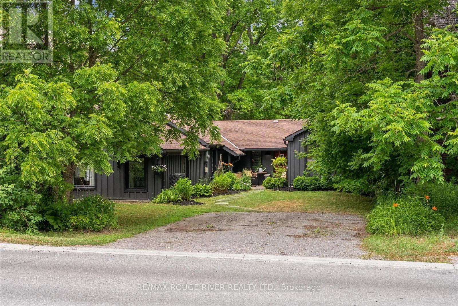 38 King Street W, Cavan Monaghan, Ontario  L0A 1G0 - Photo 1 - X12256088
