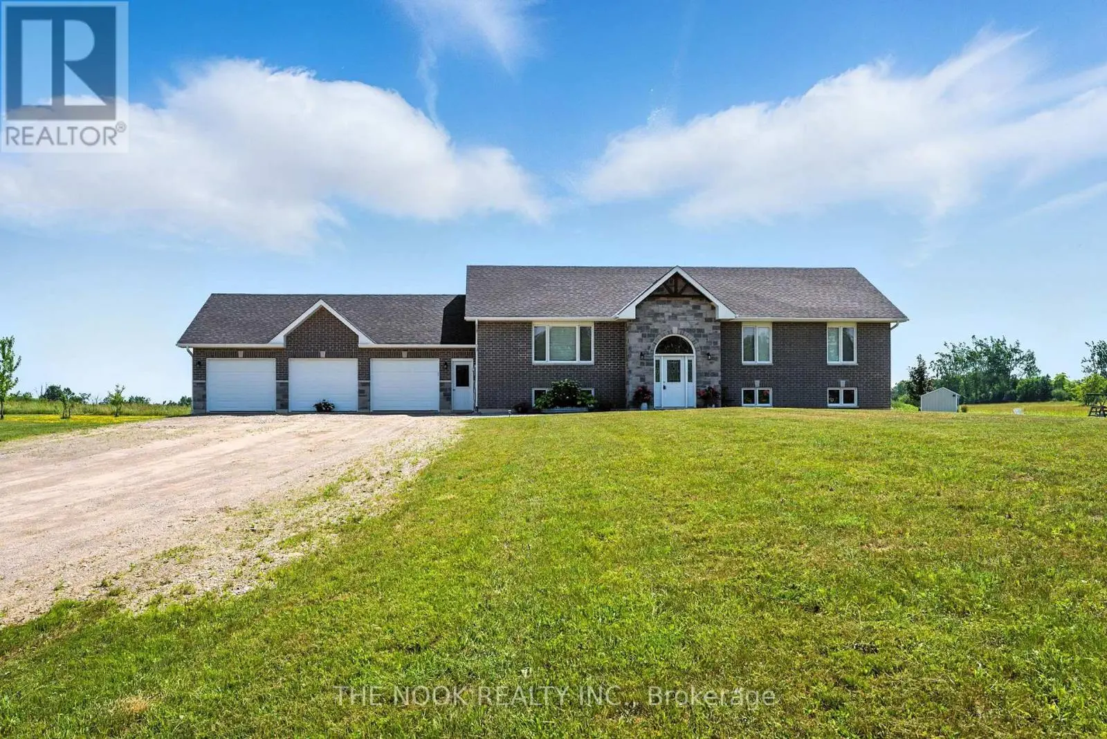 174 Valentia Road, Kawartha Lakes, Ontario  K0M 2C0 - Photo 1 - X12256151