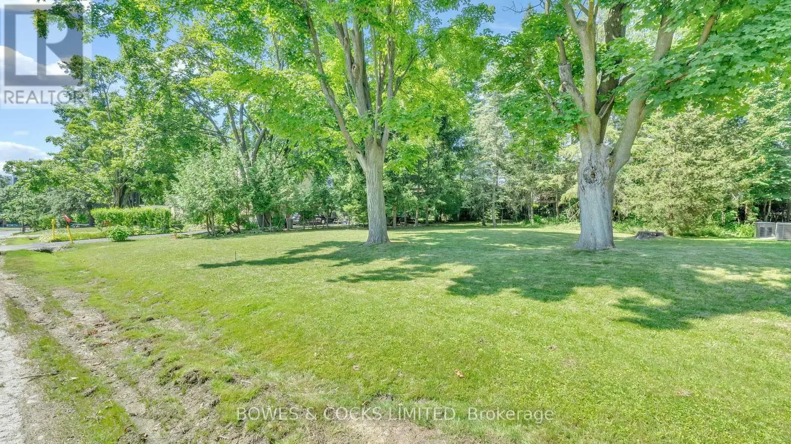 125 GREENHILL DRIVE, Peterborough West, Ontario
