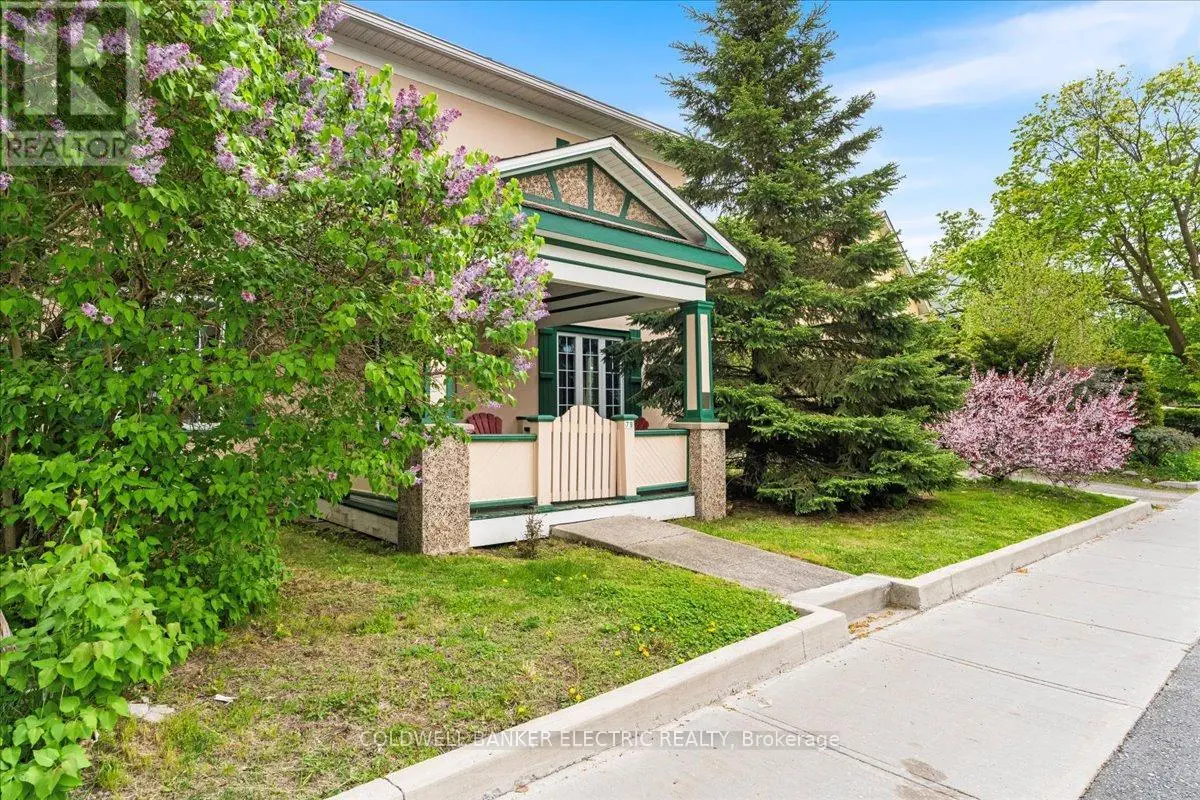 79 Doxsee Avenue N, Trent Hills, Ontario  K0L 1L0 - Photo 2 - X12255601