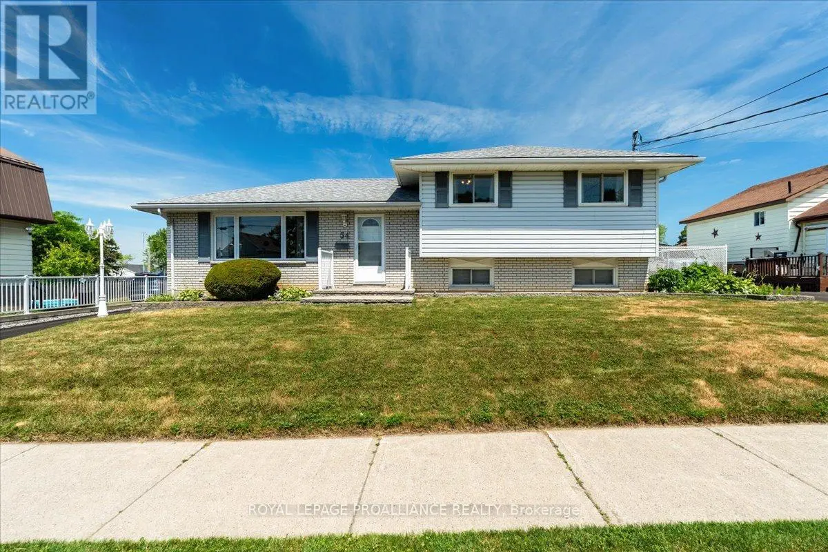 54 Safe Boulevard, Belleville, Ontario  K8N 2W9 - Photo 1 - X12256908
