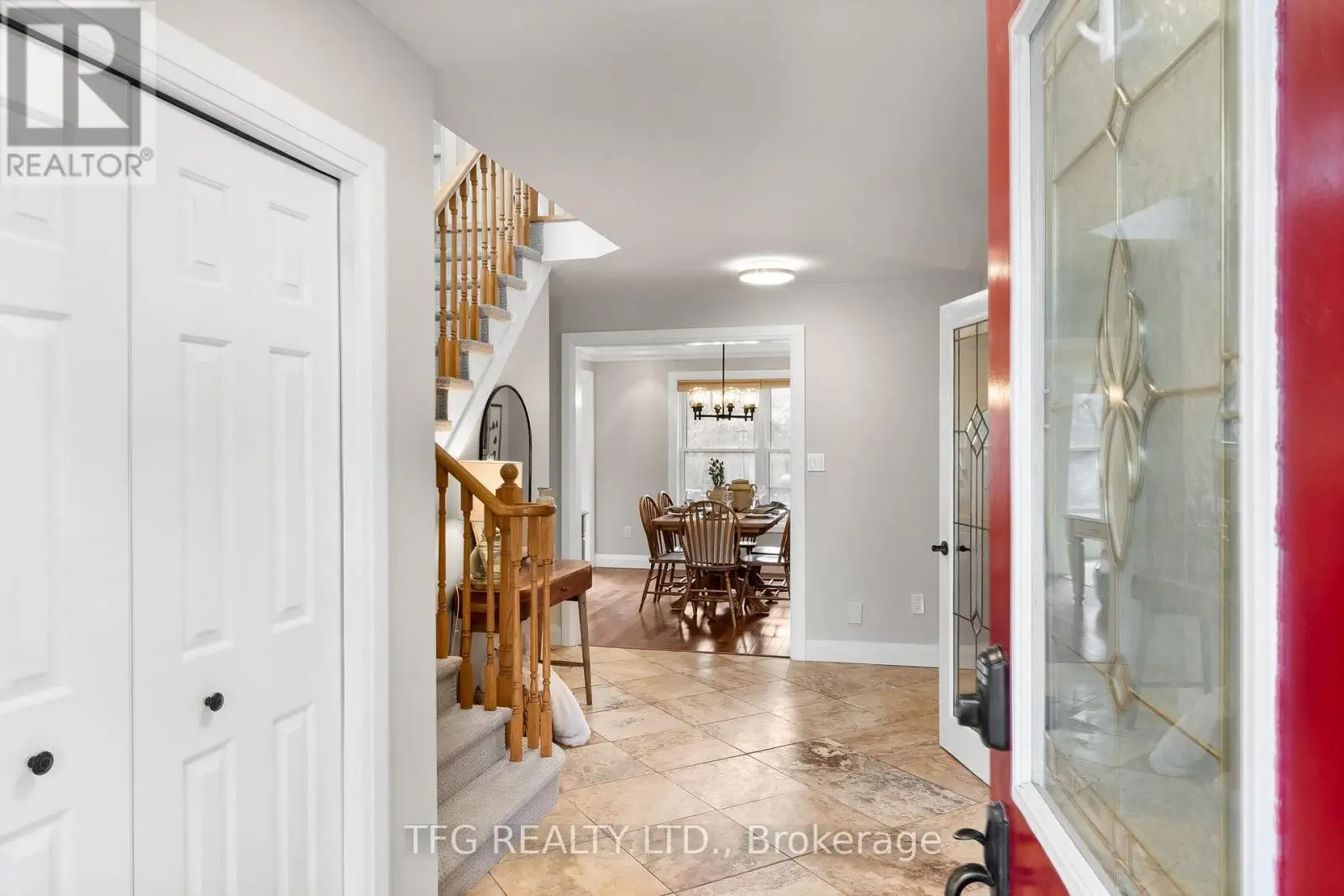 4 Carriage Lane, Clarington, Ontario  L1E 1J9 - Photo 3 - E12244221