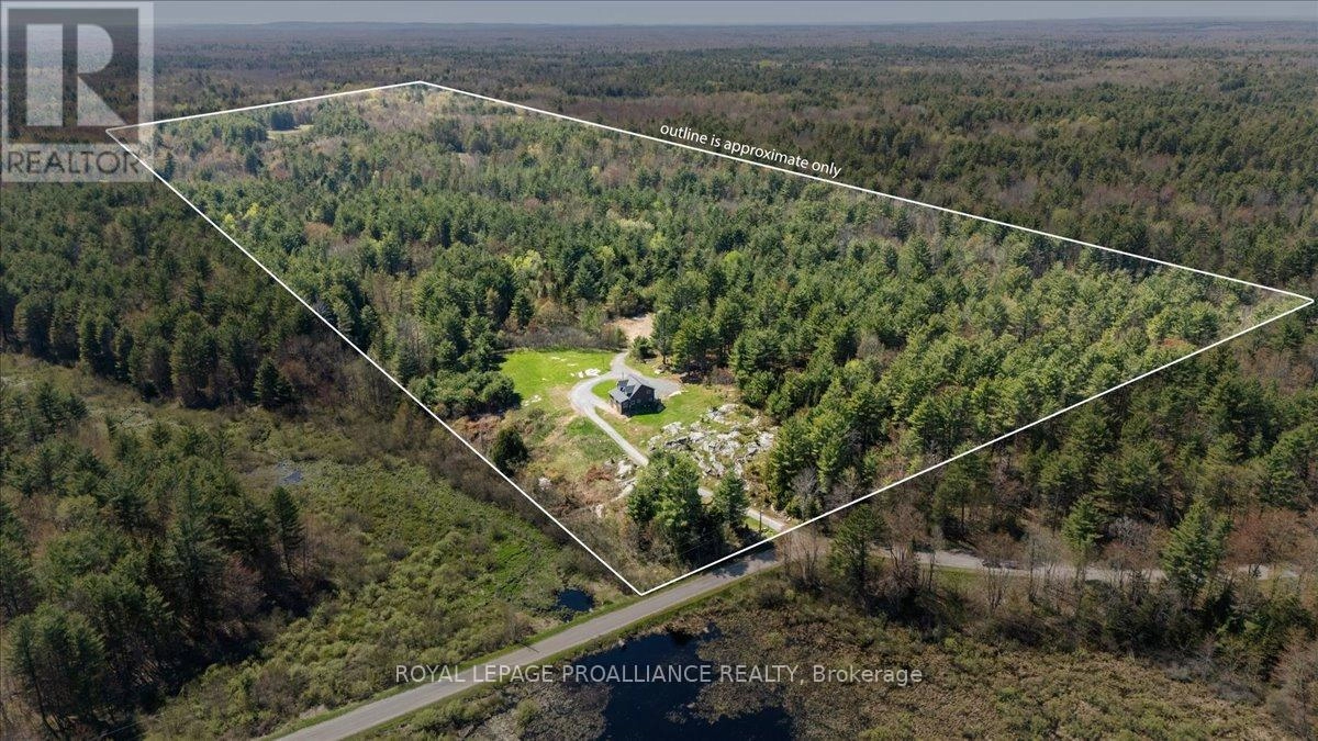 340 Deer Rock Lake Road, Addington Highlands, Ontario  K0H 1P0 - Photo 3 - X12256974