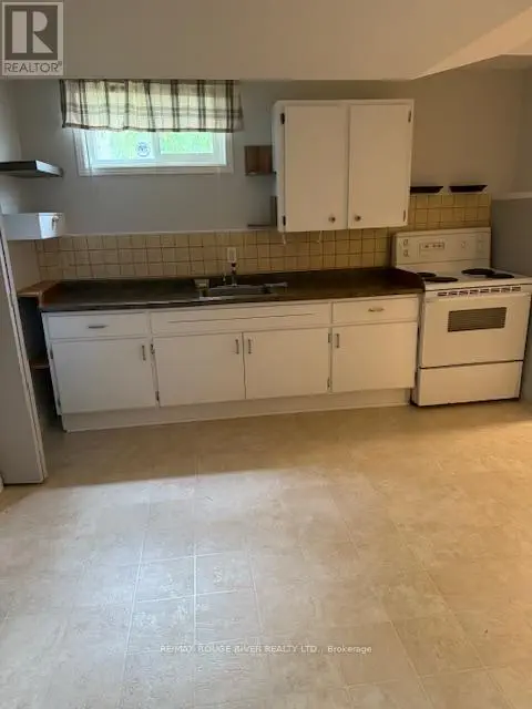 16 Durham Street E, Kawartha Lakes, Ontario  K9V 1W8 - Photo 3 - X12256989