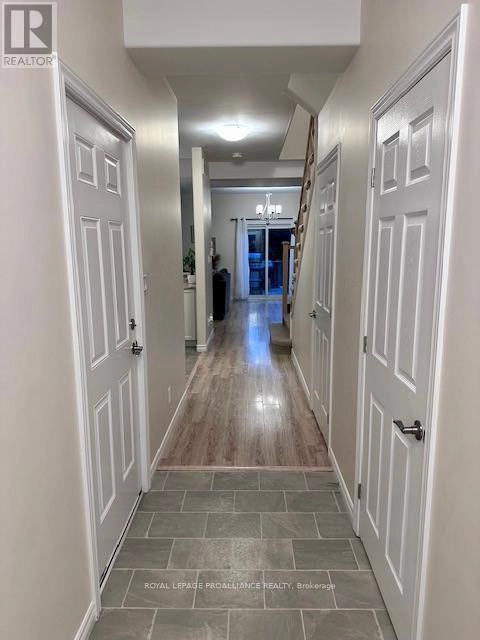 13 Ledgerock Court, Quinte West, Ontario  K8R 1G3 - Photo 2 - X12257104