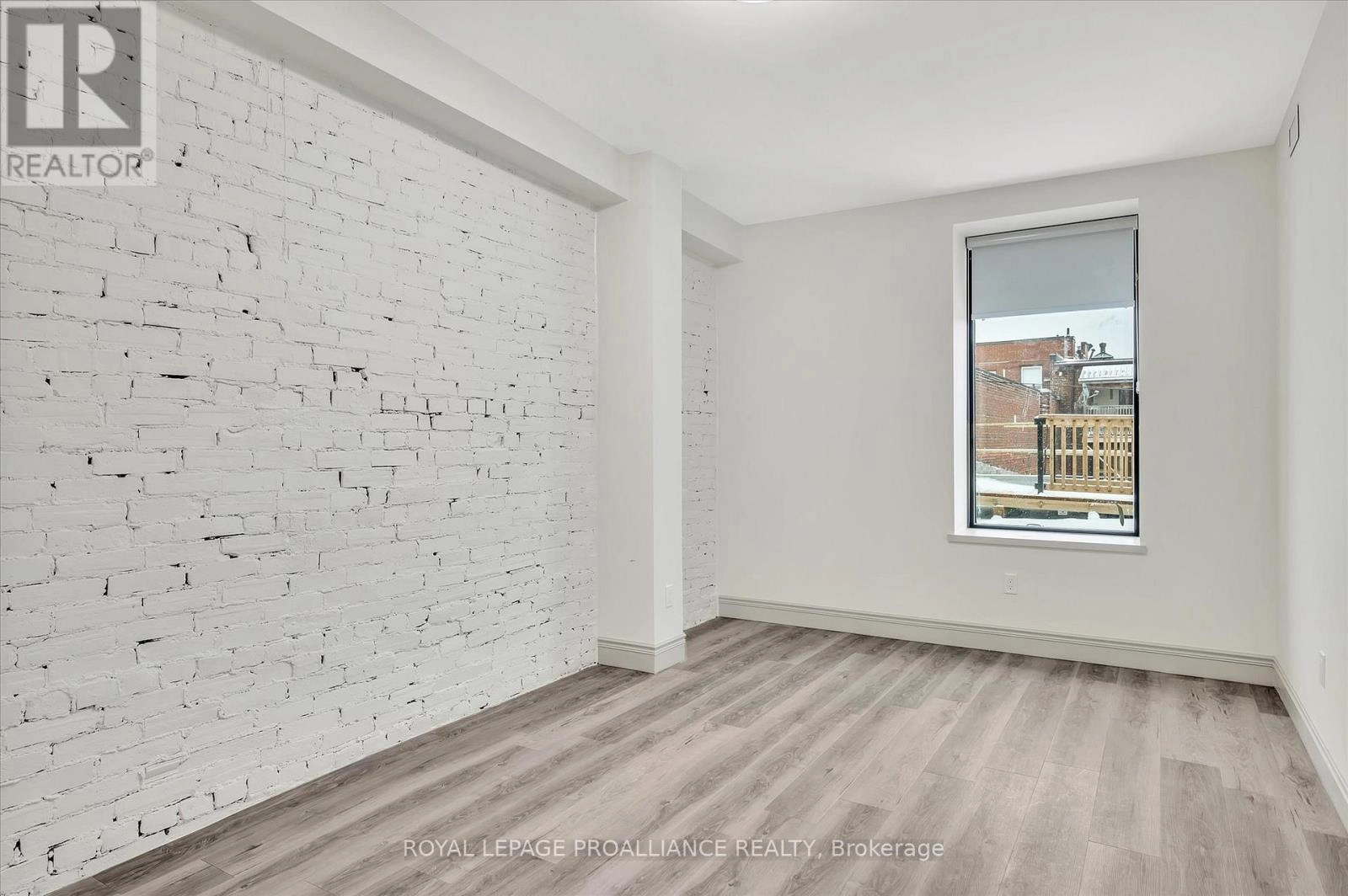 2b - 380 George Street, Peterborough Central, Ontario  K9H 3R3 - Photo 2 - X12257209