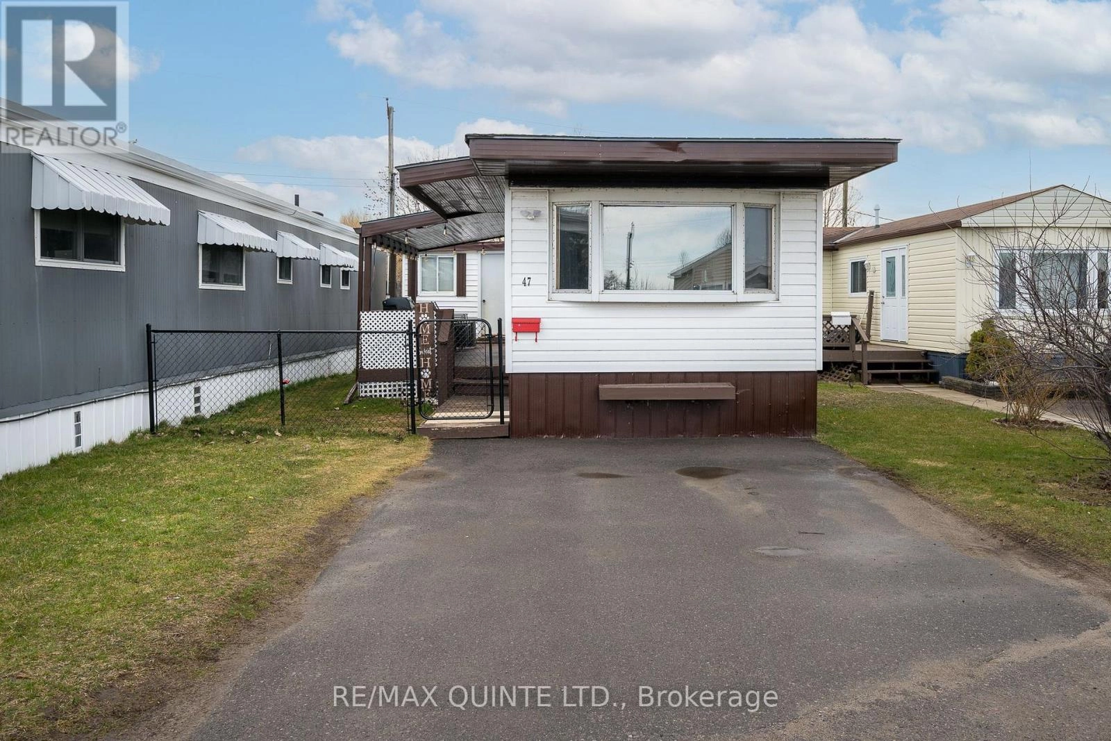 47 - 311 Dundas Street, Quinte West, Ontario  K8V 3E5 - Photo 1 - X12257291