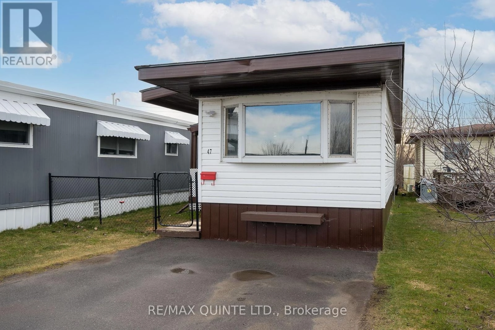 47 - 311 Dundas Street, Quinte West, Ontario  K8V 3E5 - Photo 2 - X12257291