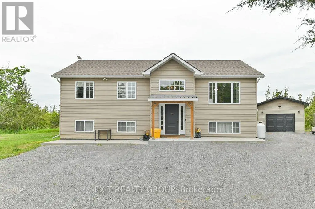 2073 Shannon Road, Tyendinaga, Ontario  K0K 3A0 - Photo 3 - X12257427