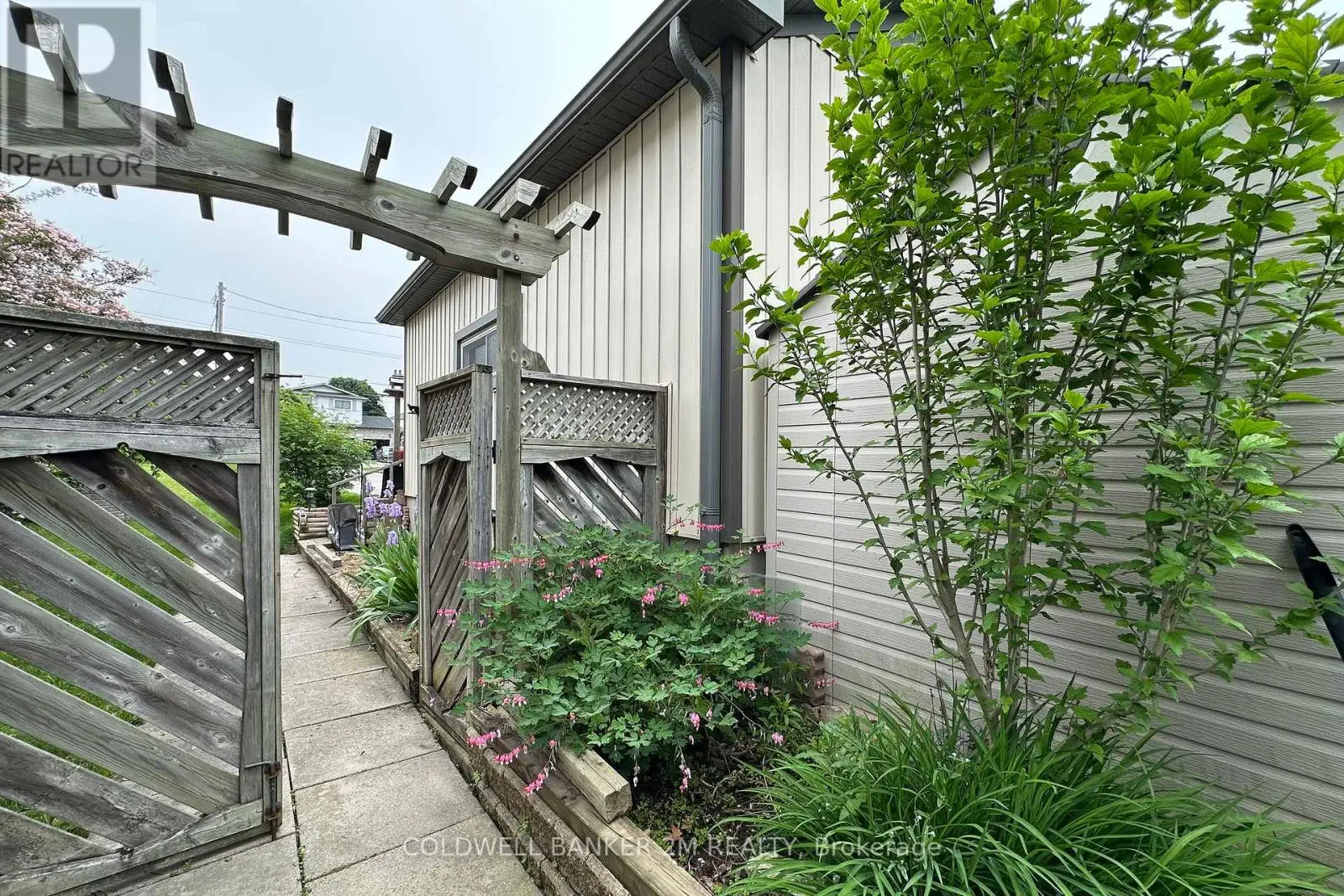 2604 Prestonvale Road, Clarington, Ontario  L1E 2R9 - Photo 3 - E12258334
