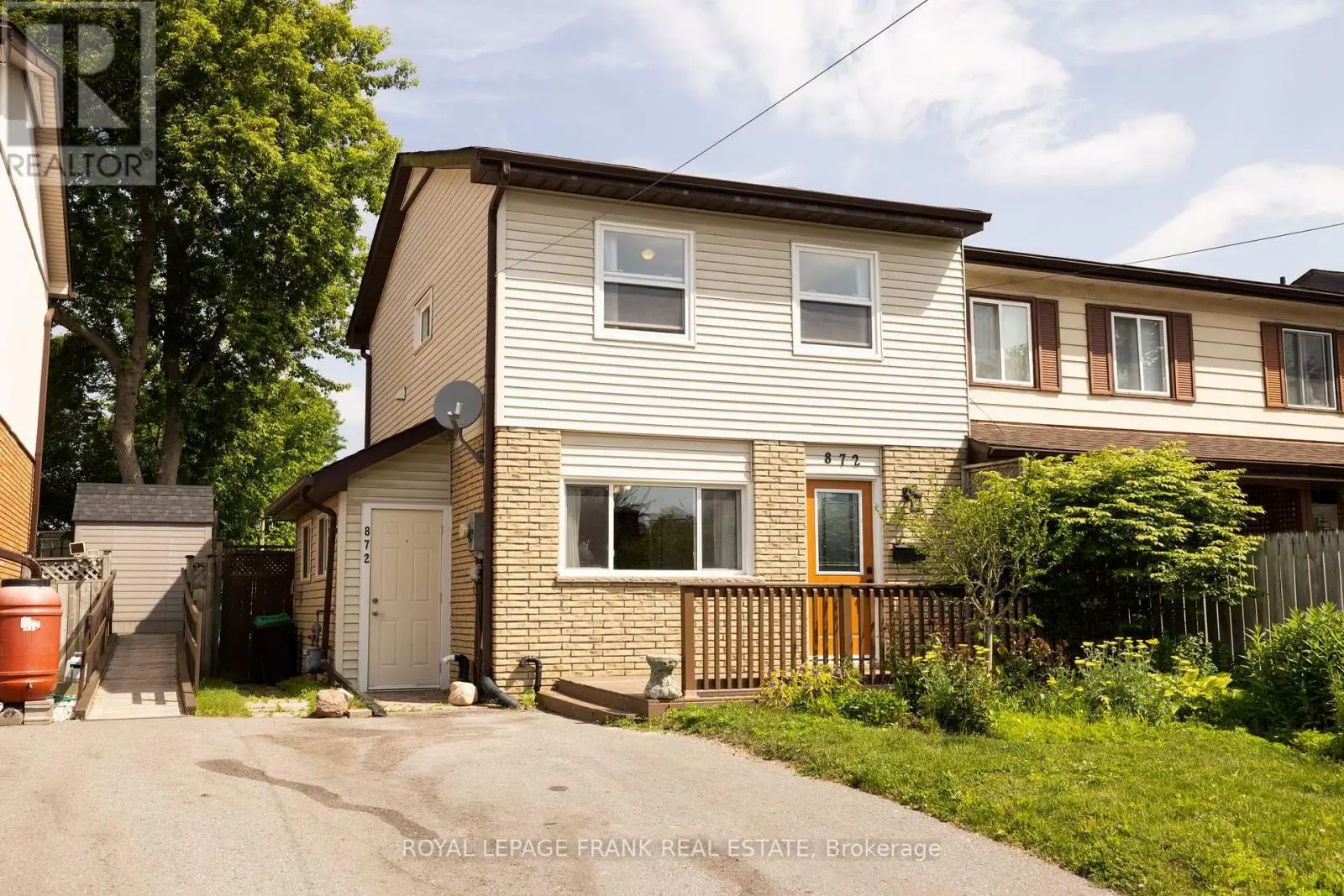 872 Chamberlain Street, Peterborough Central, Ontario  K9J 4M7 - Photo 2 - X12258528