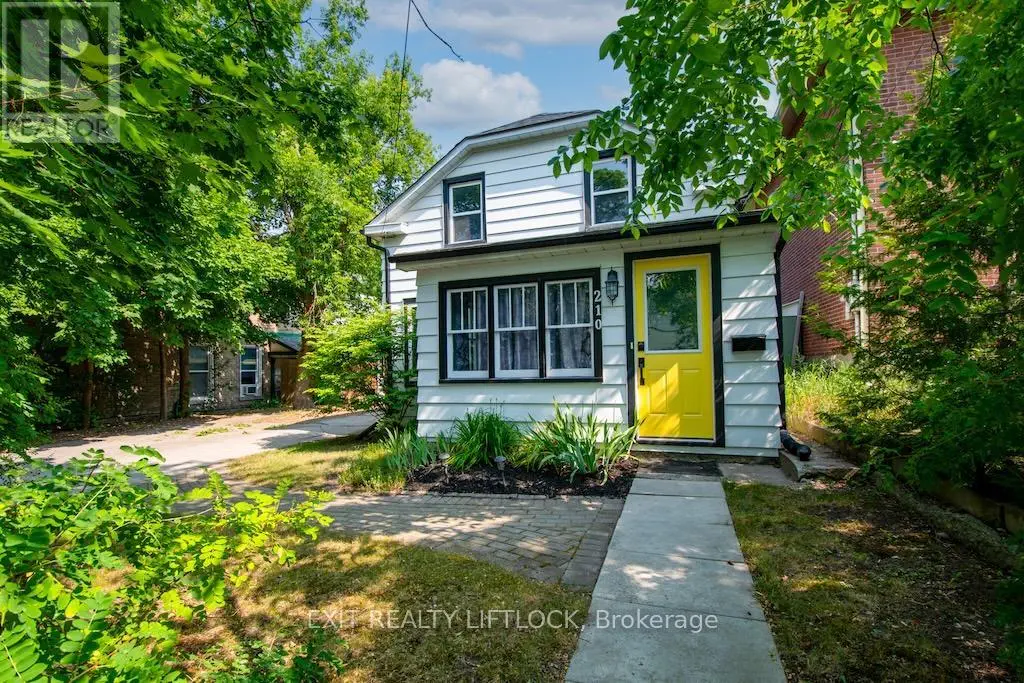 210 Dublin Street, Peterborough Central, Ontario  K9H 3B7 - Photo 1 - X12258551