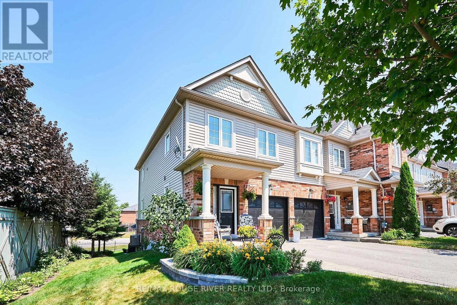 26 Lander Crescent, Clarington, Ontario  L1C 0L4 - Photo 3 - E12258819