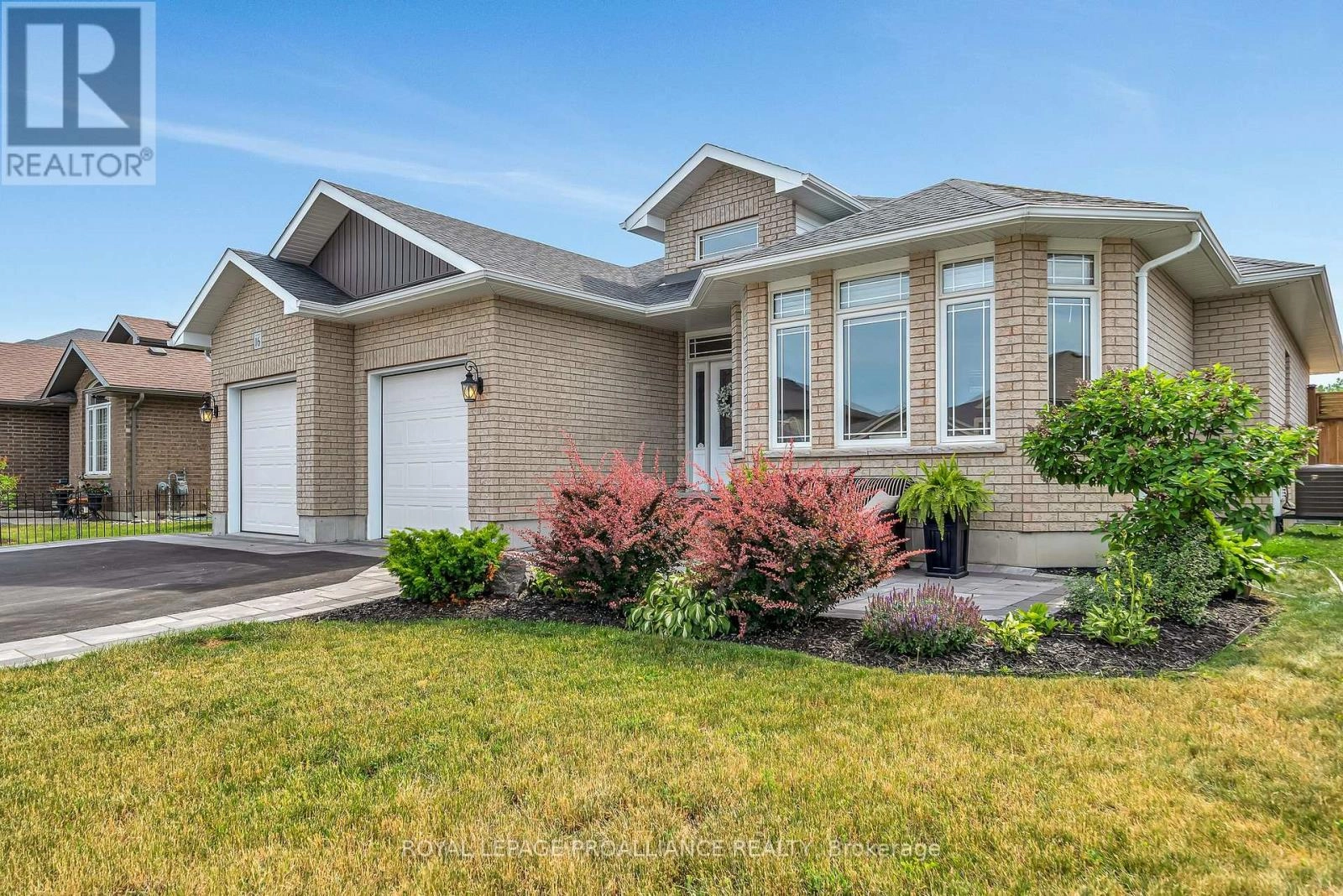 16 Hummingbird Drive, Belleville, Ontario  K8N 0H7 - Photo 1 - X12258602