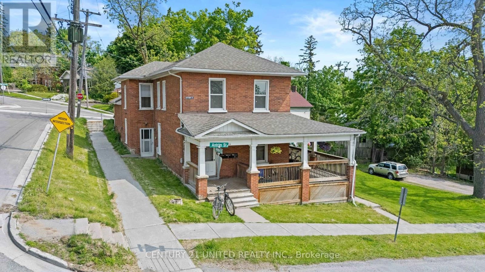 234 Antrim Street, Peterborough Central, Ontario  K9H 3G4 - Photo 2 - X12258677