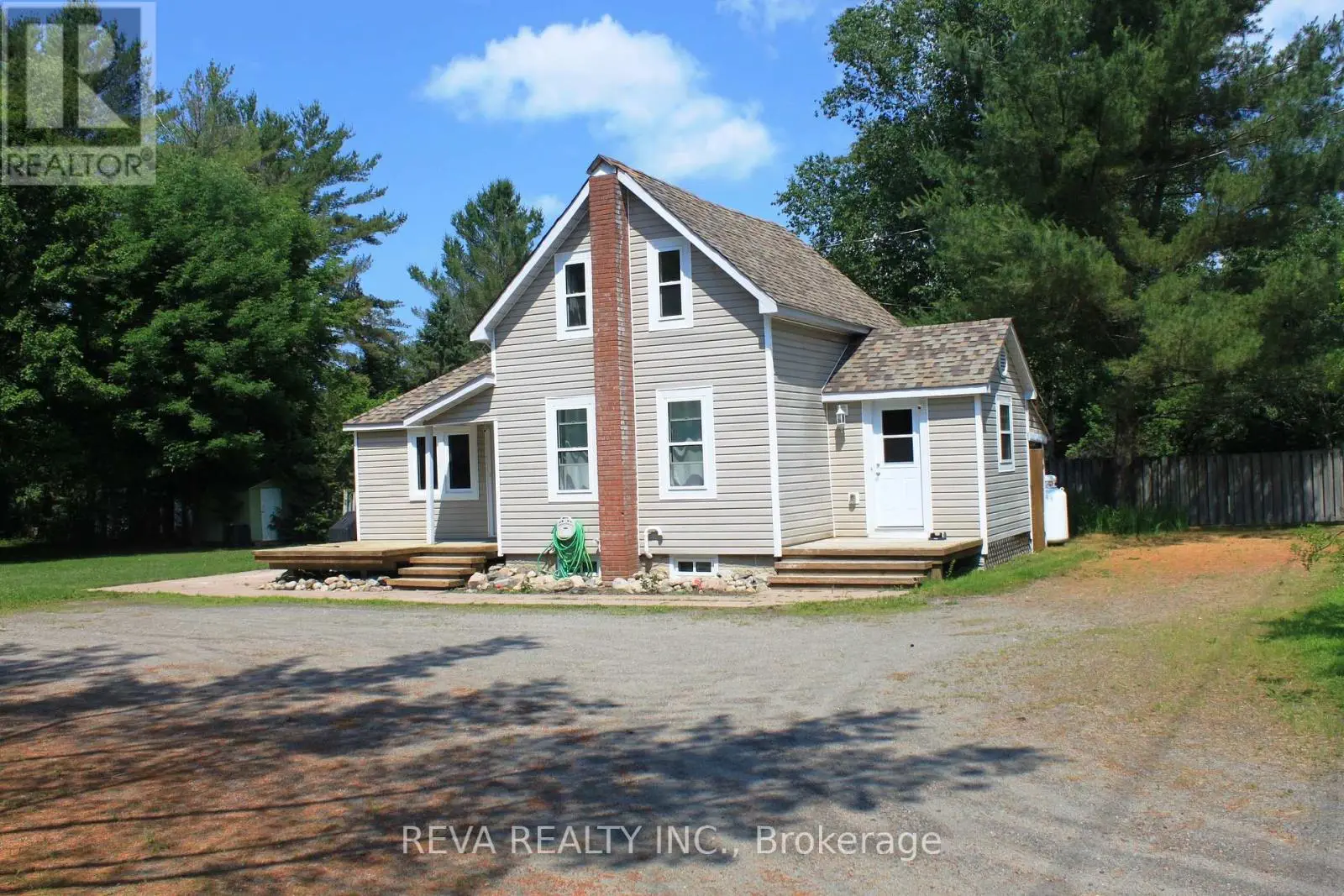 15615 Hwy 35 Highway, Algonquin Highlands, Ontario  K0M 1J2 - Photo 1 - X12251782