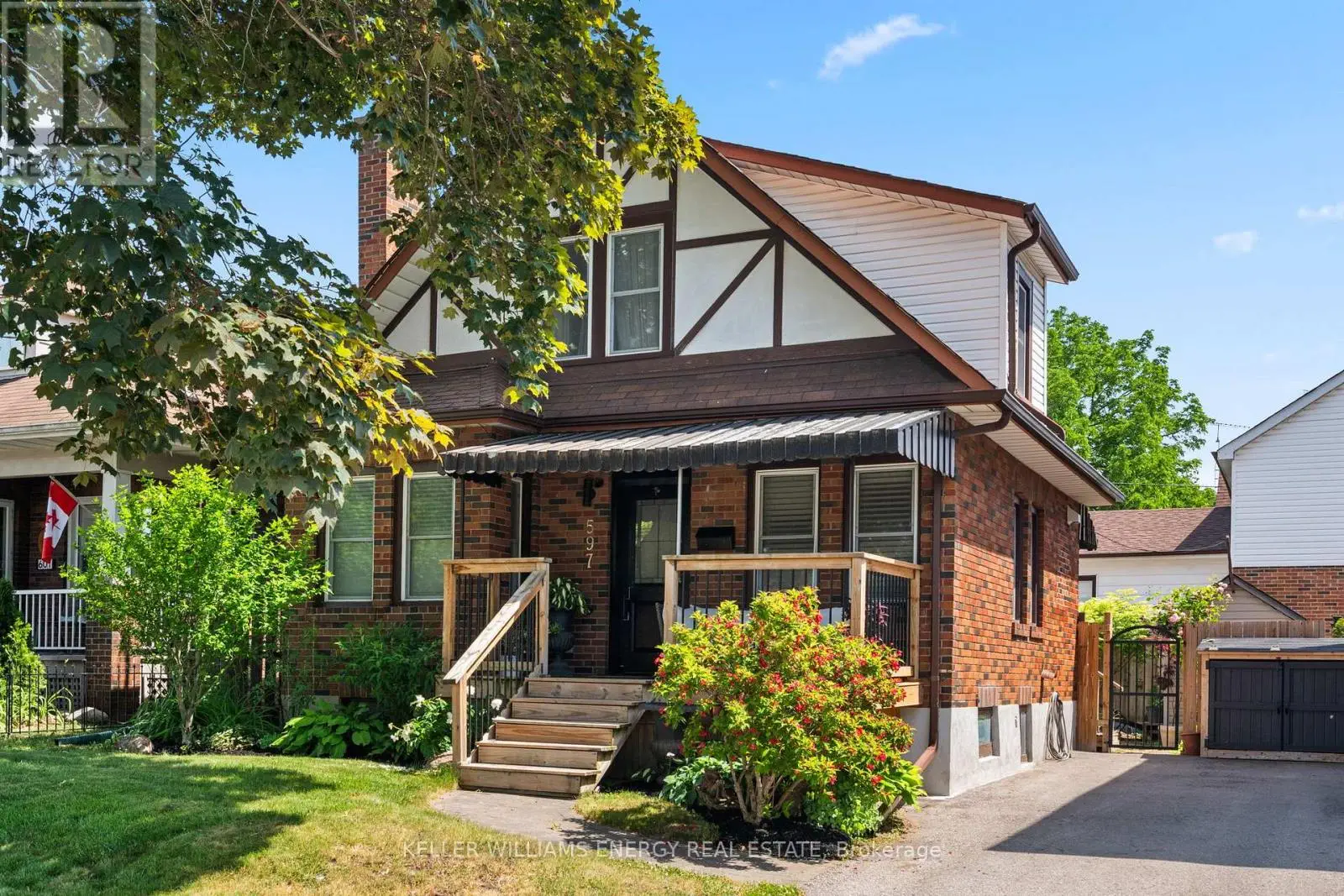597 Masson Street, Oshawa, Ontario  L1G 5A4 - Photo 1 - E12259167