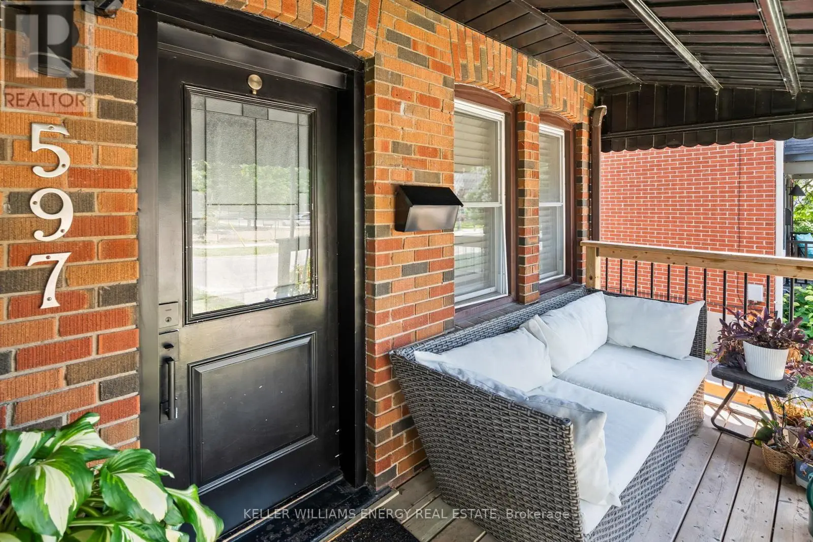 597 Masson Street, Oshawa, Ontario  L1G 5A4 - Photo 3 - E12259167