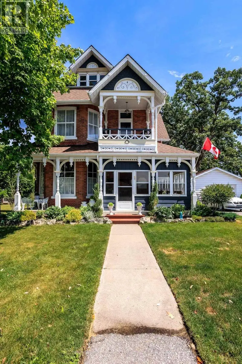42 Oak Street, Kawartha Lakes, Ontario  K0M 1N0 - Photo 2 - X12259080
