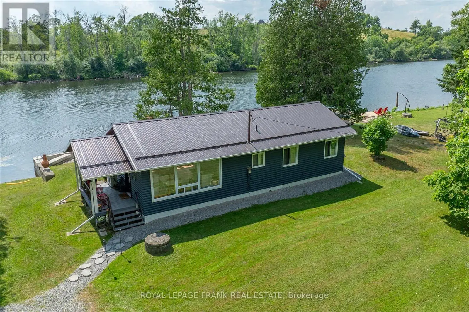 410 Cedar Bank Road, Otonabee-South Monaghan, Ontario  K9J 6Y3 - Photo 3 - X12259278