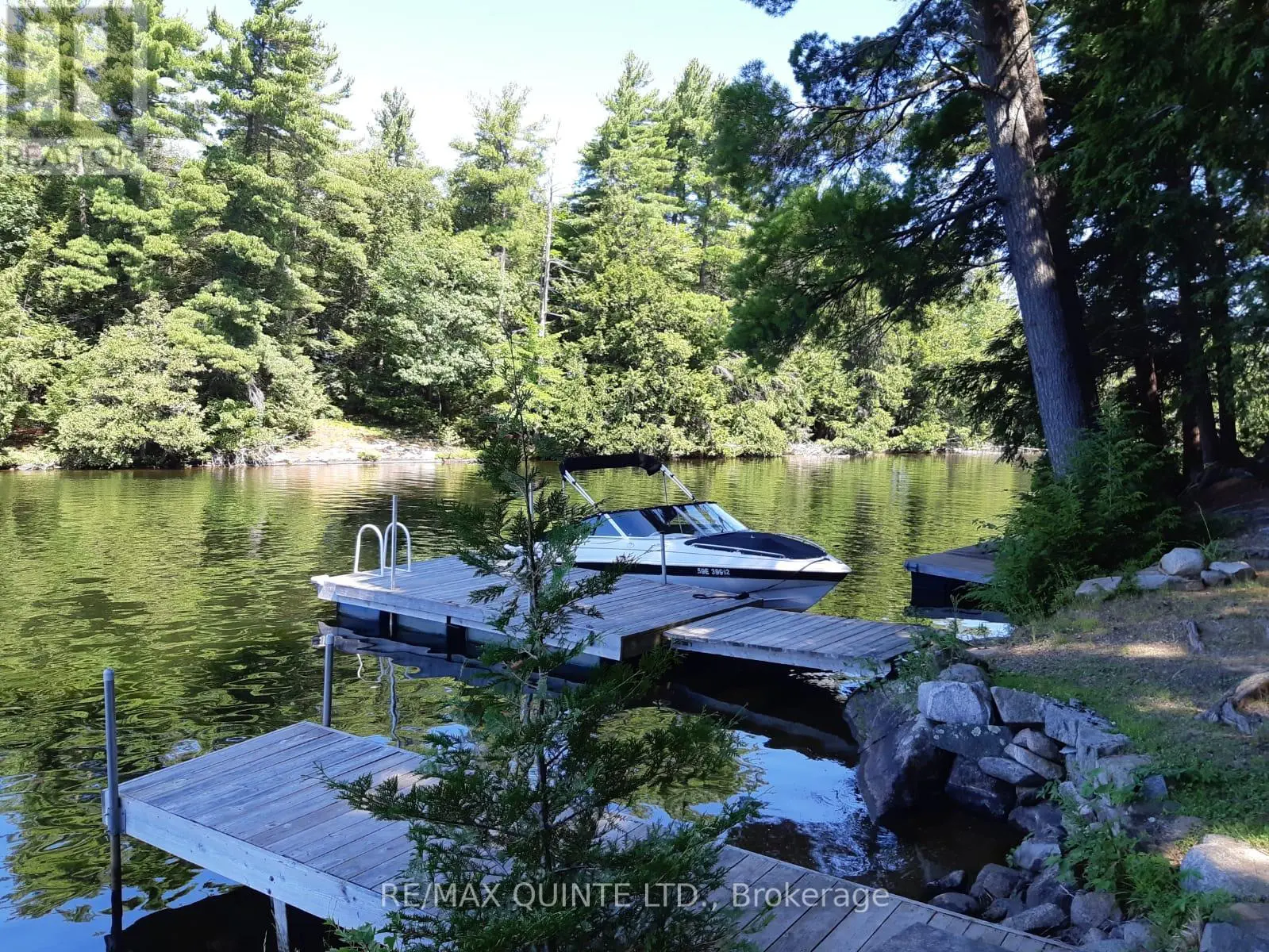 1549 Gull Lake Lane Lane, North Frontenac, Ontario  K0H 1B0 - Photo 2 - X12259467
