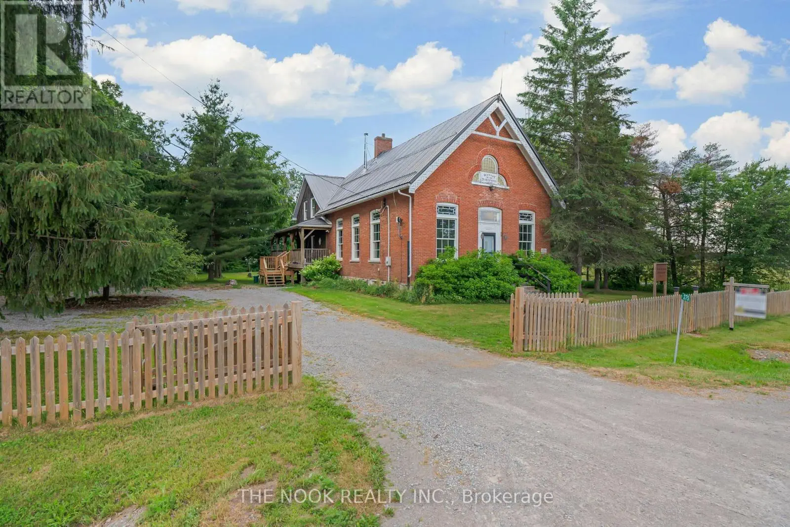 275 Valentia Road, Kawartha Lakes, Ontario  K0M 2C0 - Photo 1 - X12259483