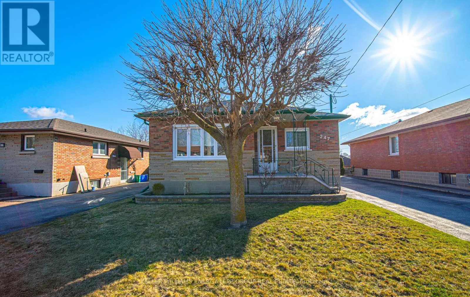 247 Chadburn Street, Oshawa, Ontario  L1H 5V5 - Photo 2 - E12259899