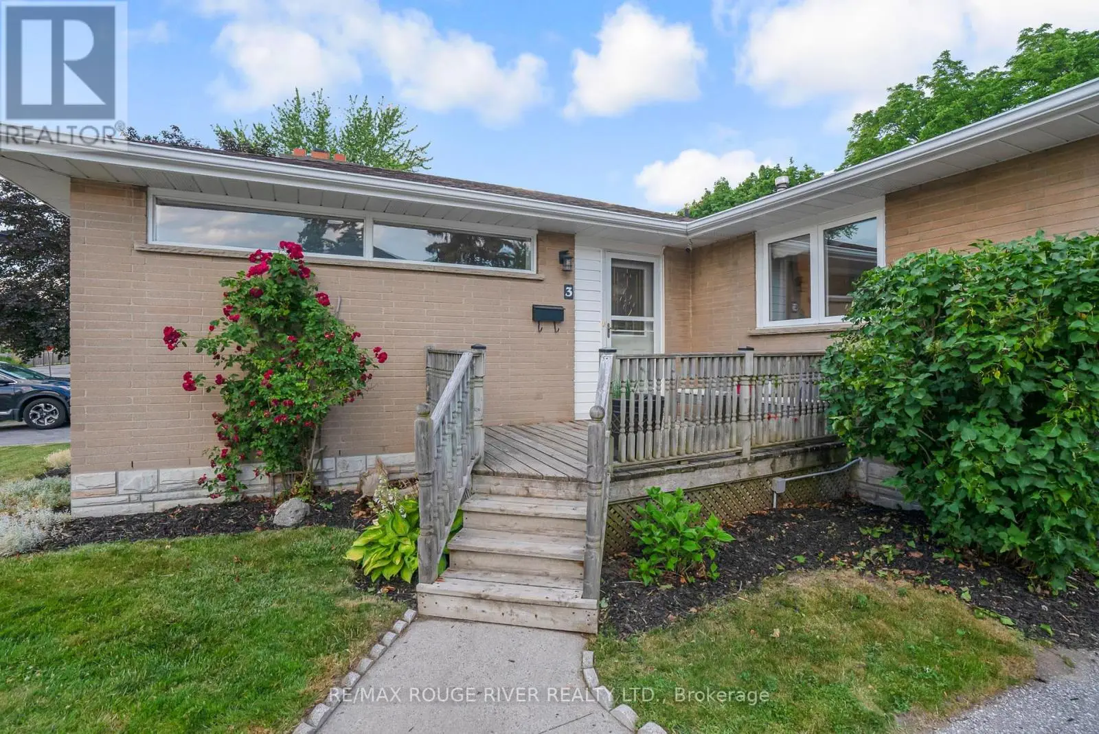 3 Forest Road, Ajax, Ontario  L1S 2N2 - Photo 2 - E12260084