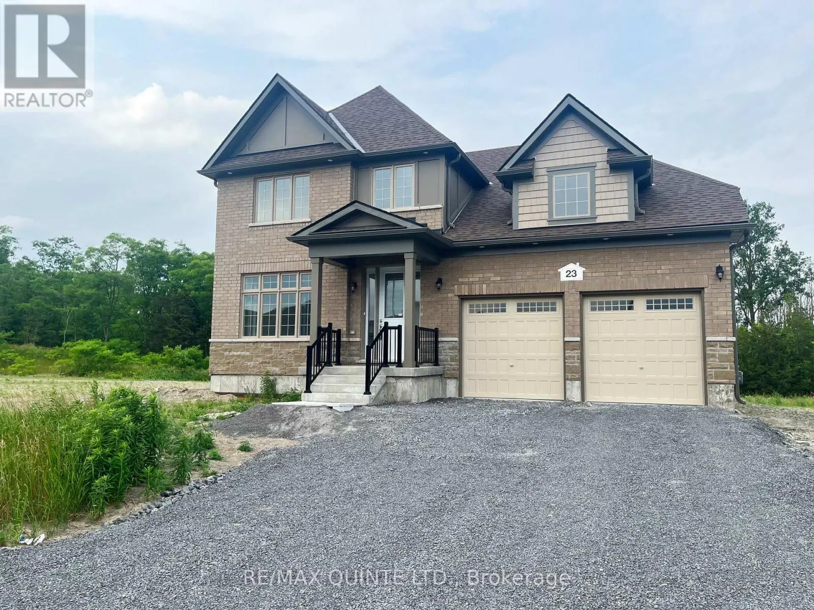 23 East Vista Terrace, Quinte West, Ontario  K0K 1L0 - Photo 2 - X12260102