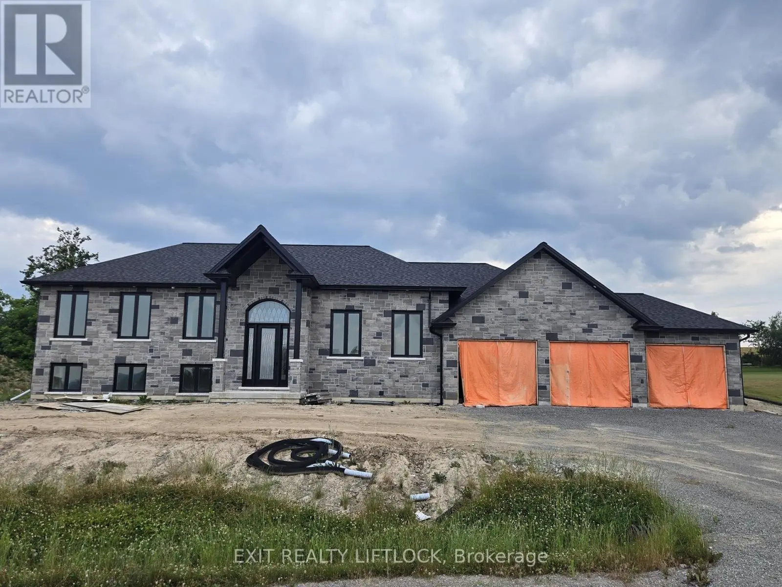 1936 Davenport Road, Cavan Monaghan, Ontario  L0A 1C0 - Photo 1 - X12260296